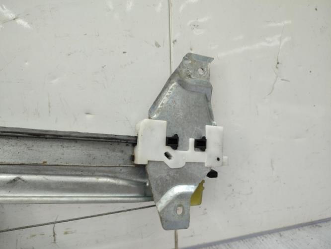 Leve vitre electrique avant droit PEUGEOT 308 1 PHASE 1 Diesel