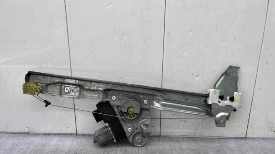 Leve vitre electrique avant droit PEUGEOT 308 1 SW PHASE 1 BREAK Diesel