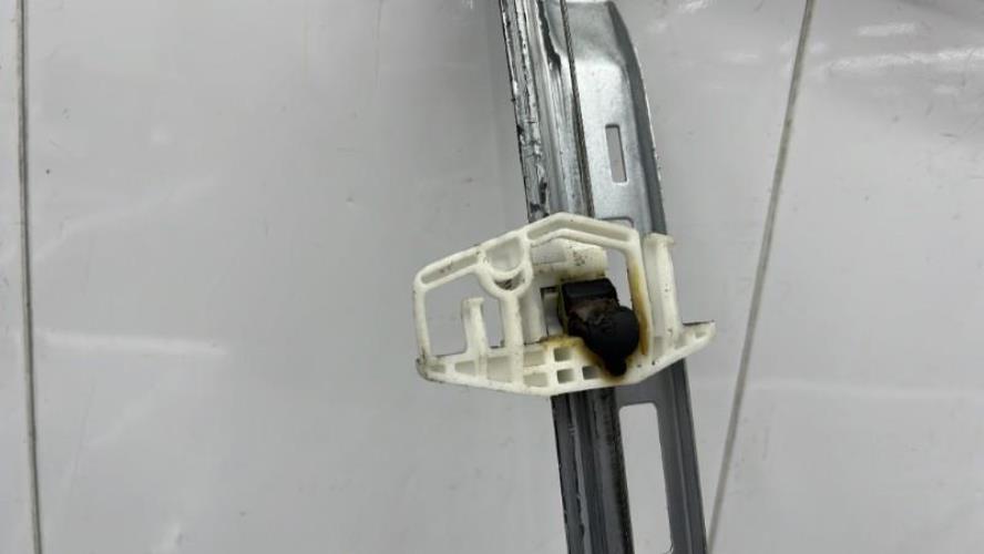 Leve vitre electrique avant droit PEUGEOT 206+ Essence