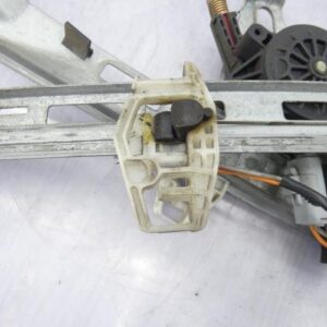 Leve vitre electrique avant droit PEUGEOT 206 PHASE 1 Diesel