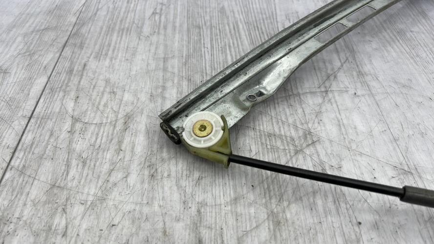 Leve vitre electrique avant droit PEUGEOT 206 PHASE 1 Diesel