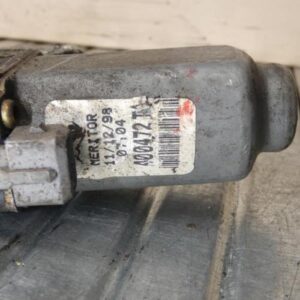 Leve vitre electrique avant droit PEUGEOT 106 PHASE 2 Essence