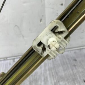 Leve vitre electrique avant droit PEUGEOT 306 PHASE 1 Essence