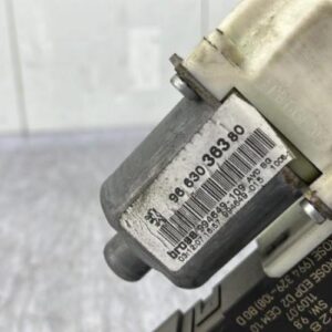 Leve vitre electrique avant droit PEUGEOT 407 PHASE 1 BREAK Diesel