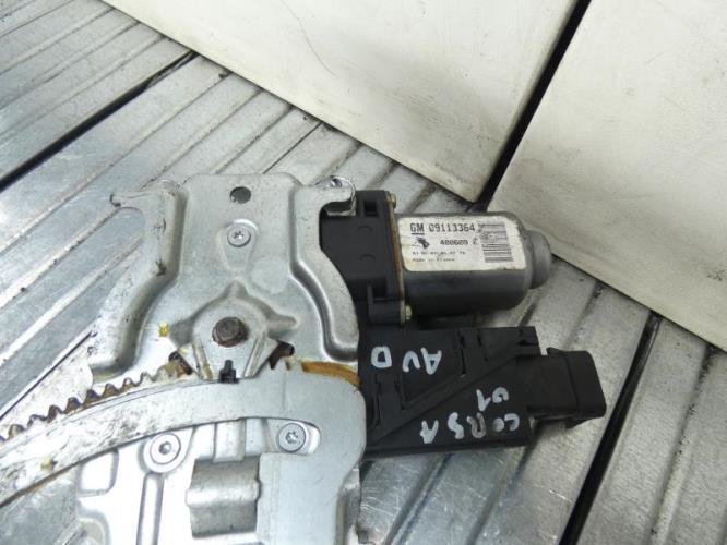 Leve vitre electrique avant droit OPEL CORSA C PHASE 1 Diesel