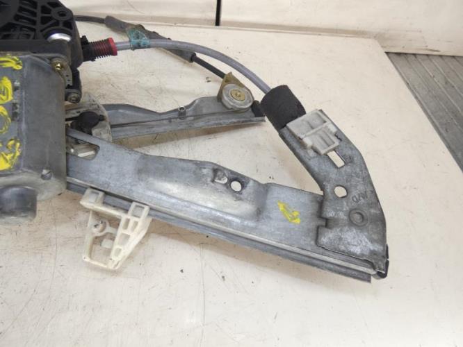 Leve vitre electrique avant droit PEUGEOT