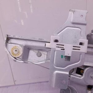 Leve vitre electrique avant droit CITROEN C3 3 PHASE 2 Essence