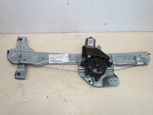 Leve vitre electrique avant droit PEUGEOT 208 1 PHASE 2 Diesel
