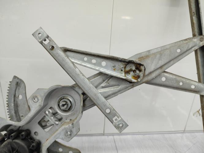 Leve vitre electrique avant droit ROVER 400 2 Diesel