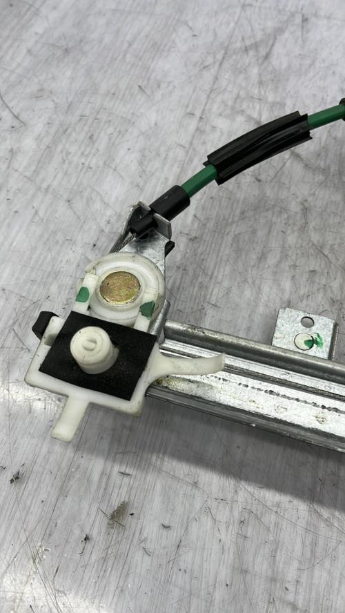 Leve vitre electrique avant droit FIAT MULTIPLA PHASE 1 Diesel