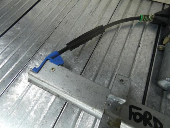 Leve vitre electrique avant droit FORD MONDEO 1 PHASE 1 Diesel