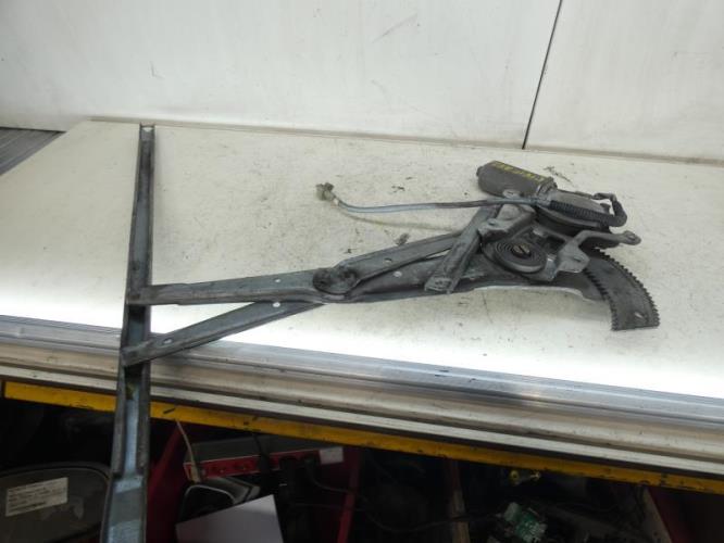 Leve vitre electrique avant droit HONDA CIVIC 4