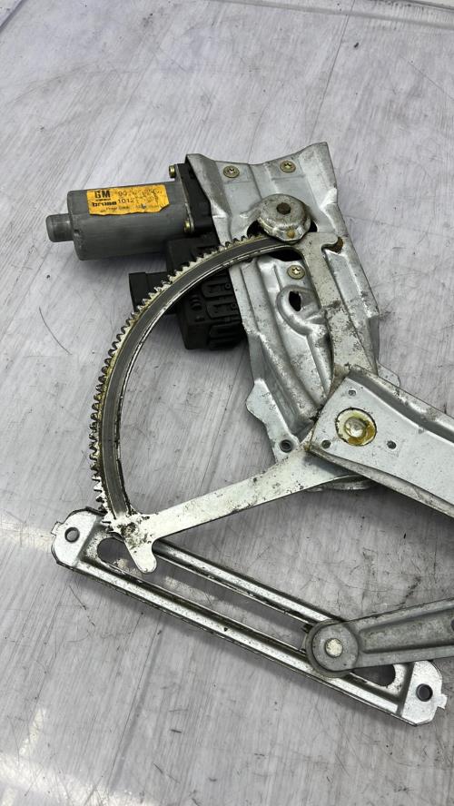 Leve vitre electrique avant droit OPEL ZAFIRA A PHASE 1 Essence