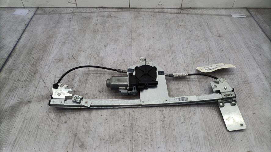 Leve vitre electrique avant droit PEUGEOT 207 PHASE 2 Diesel