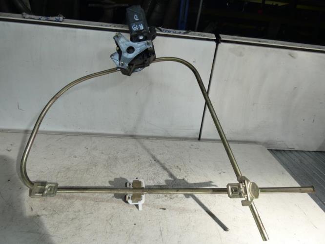 Leve vitre electrique avant droit RENAULT