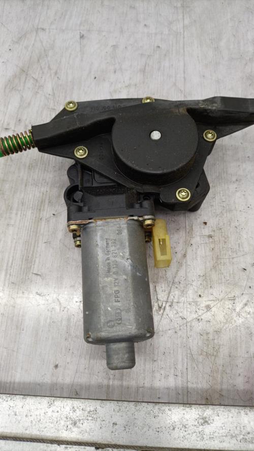 Leve vitre electrique avant gauche FORD MONDEO 1 PHASE 2 Diesel