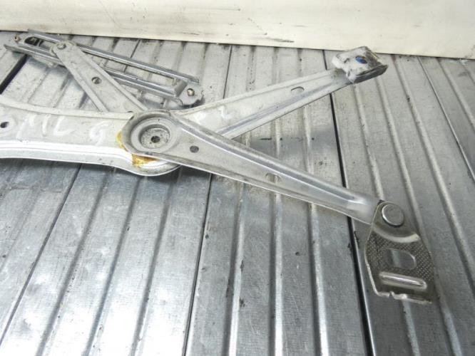 Leve vitre electrique avant gauche MERCEDES CLASSE M 164 PHASE 1 Diesel