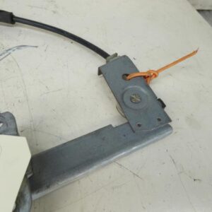 Leve vitre electrique avant gauche NISSAN