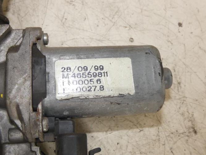 Leve vitre electrique avant gauche FIAT BRAVA