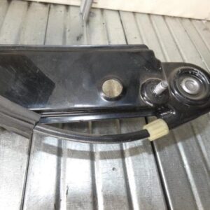 Leve vitre electrique avant gauche BMW SERIE 1 E87 PHASE 1 Diesel