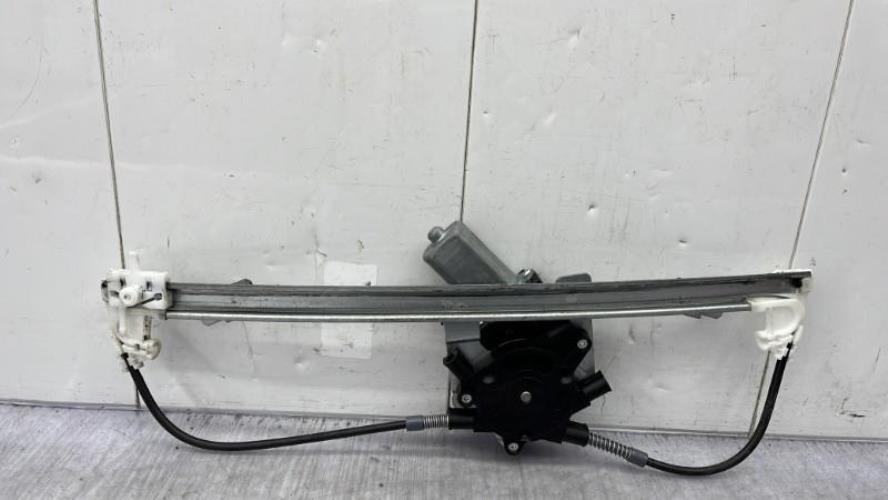 Leve vitre electrique avant gauche FIAT GRANDE PUNTO Diesel