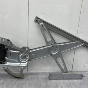 Leve vitre electrique avant gauche TOYOTA YARIS 1 PHASE 2 Essence