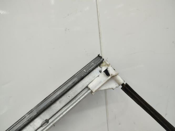 Leve vitre electrique avant gauche RENAULT SCENIC 1 PHASE 2 Essence