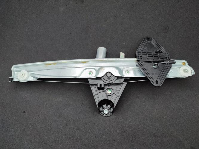 Leve vitre electrique avant gauche DACIA SANDERO 3 Essence/Hybride