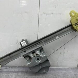 Leve vitre electrique avant gauche RENAULT CLIO 4 PHASE 2 Diesel