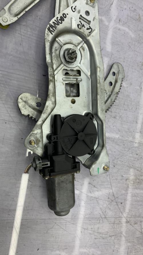 Leve vitre electrique avant gauche RENAULT KANGOO 1 PHASE 2 Diesel