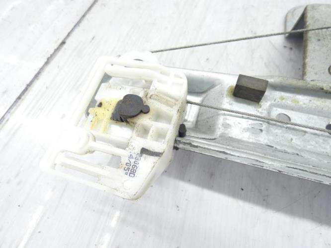 Leve vitre electrique arriere droit RENAULT MEGANE 2 PHASE 1 Essence
