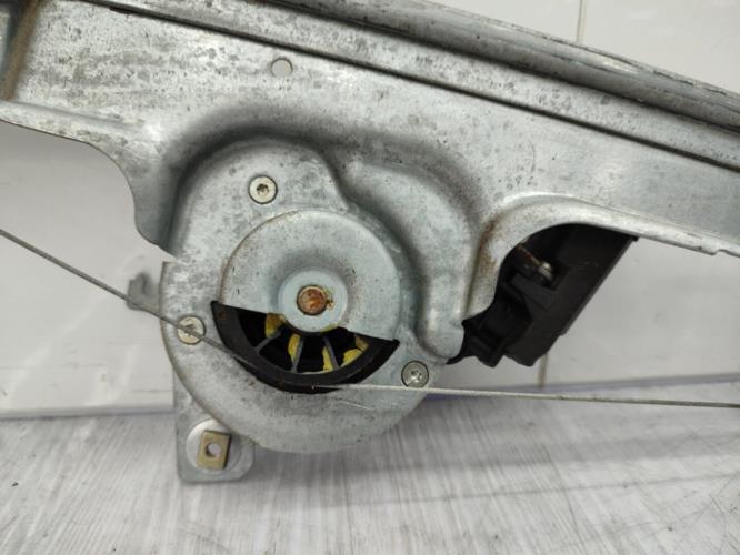 Leve vitre electrique avant gauche RENAULT GRAND SCENIC 2 PHASE 1 Diesel