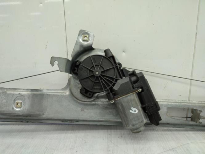 Leve vitre electrique avant gauche RENAULT SCENIC 2 PHASE 1 Diesel