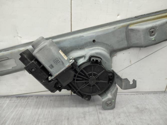 Leve vitre electrique avant gauche RENAULT SCENIC 2 PHASE 2 Essence