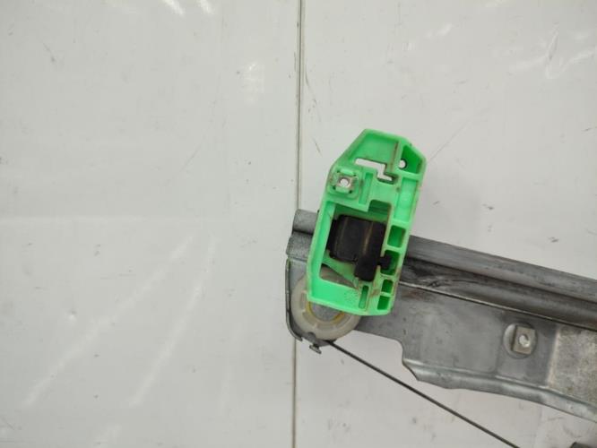 Leve vitre electrique avant gauche RENAULT SCENIC 2 PHASE 2 Diesel