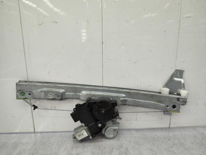 Leve vitre electrique avant gauche PEUGEOT 308 1 SW PHASE 1 BREAK