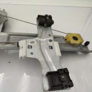 Leve vitre electrique avant gauche PEUGEOT 207+ Diesel