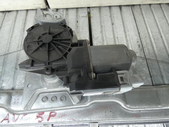 Leve vitre electrique avant gauche PEUGEOT 207 PHASE 1 Diesel