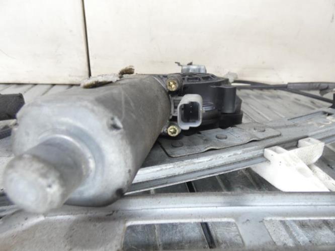 Leve vitre electrique avant gauche PEUGEOT 206 PHASE 1 Diesel