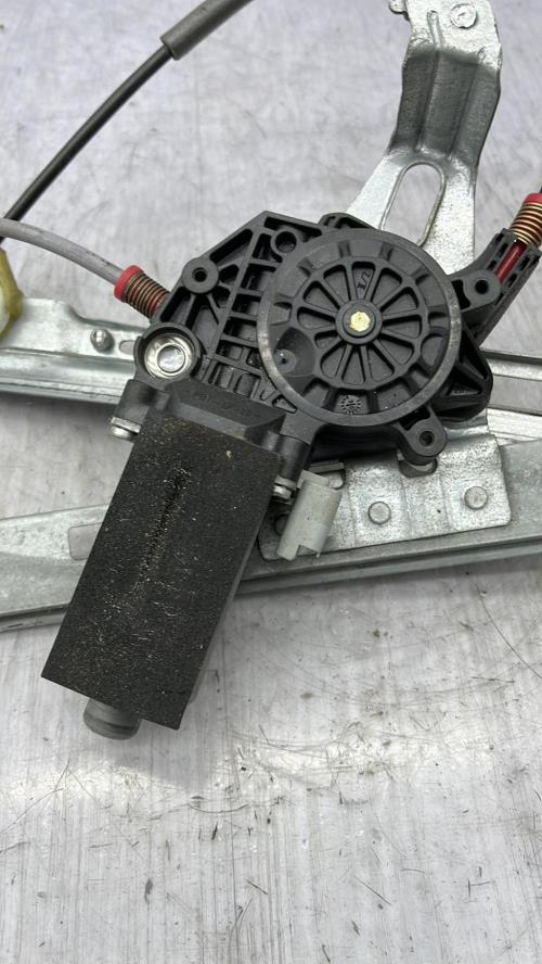 Leve vitre electrique avant gauche PEUGEOT 206 PHASE 1 Diesel