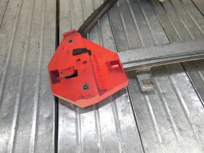 Leve vitre electrique avant gauche FORD