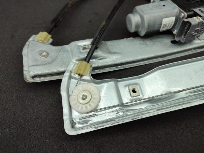 Leve vitre electrique avant gauche CITROEN DS3 CABRIOLET PHASE 1 Diesel