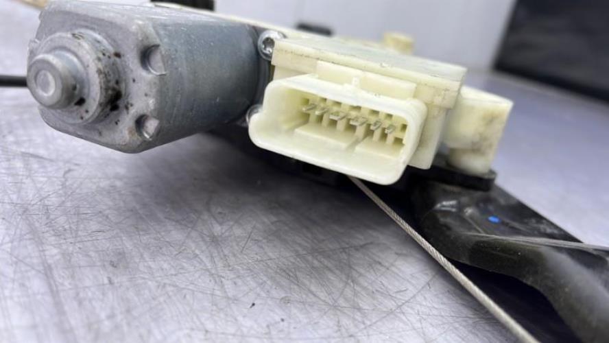 Leve vitre electrique avant gauche PEUGEOT 308 2 PHASE 1 Diesel