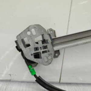 Leve vitre electrique avant gauche FORD ESCORT 6 Diesel
