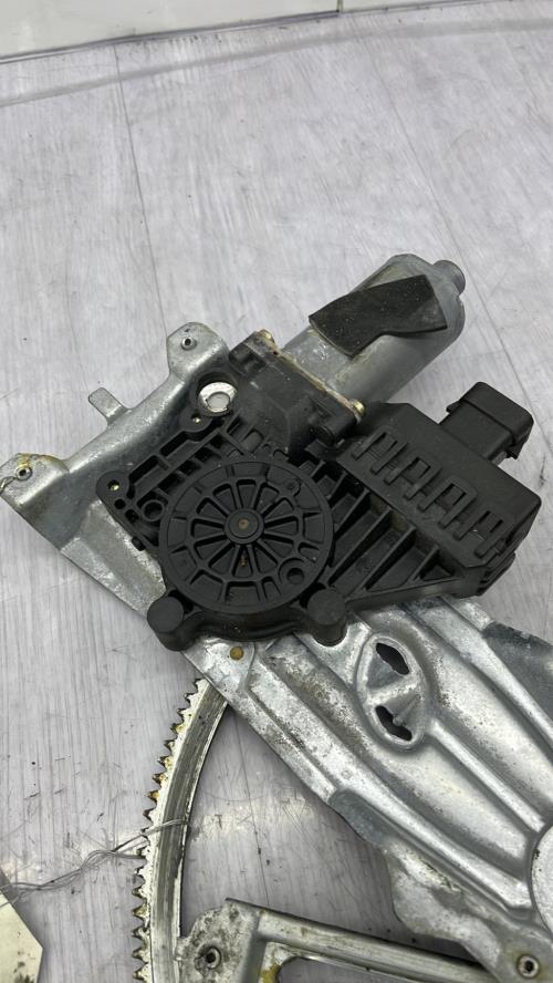 Leve vitre electrique avant gauche OPEL ASTRA G Diesel