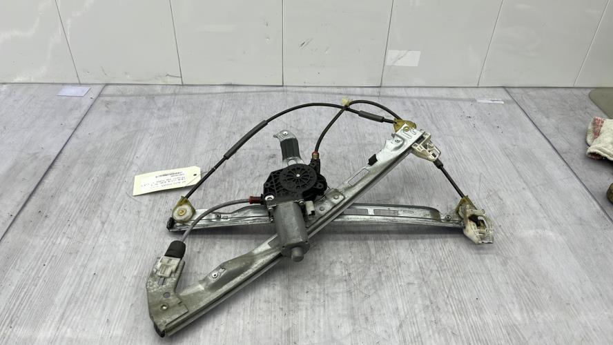 Leve vitre electrique avant gauche PEUGEOT 206 PHASE 1 Essence