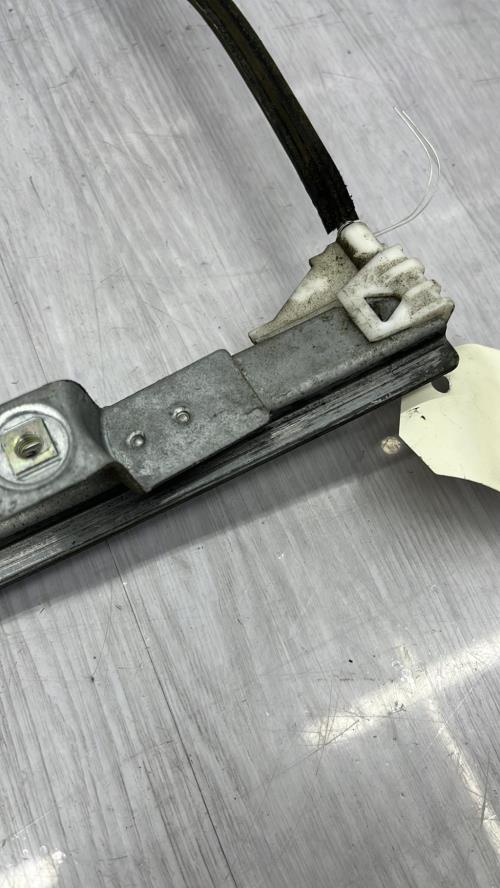 Leve vitre electrique avant gauche RENAULT SCENIC 1 PHASE 2 Diesel