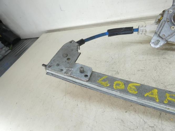 Leve vitre mecanique arriere droit PEUGEOT