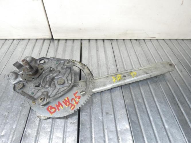 Leve vitre mecanique arriere droit BMW SERIE 3 E36 Diesel