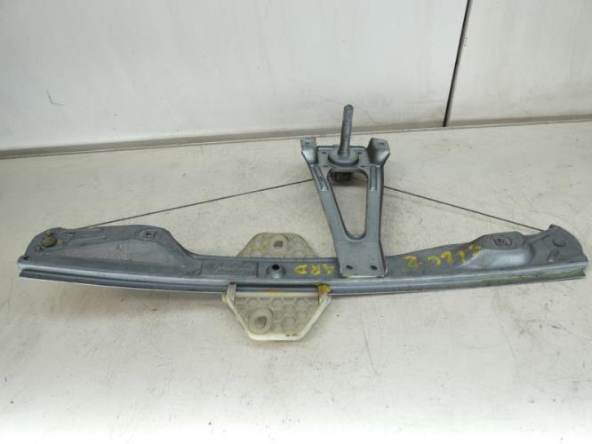 Leve vitre mecanique arriere droit RENAULT